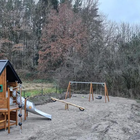 Villavilla 765 - Am See, Deutschland * Jesendorf